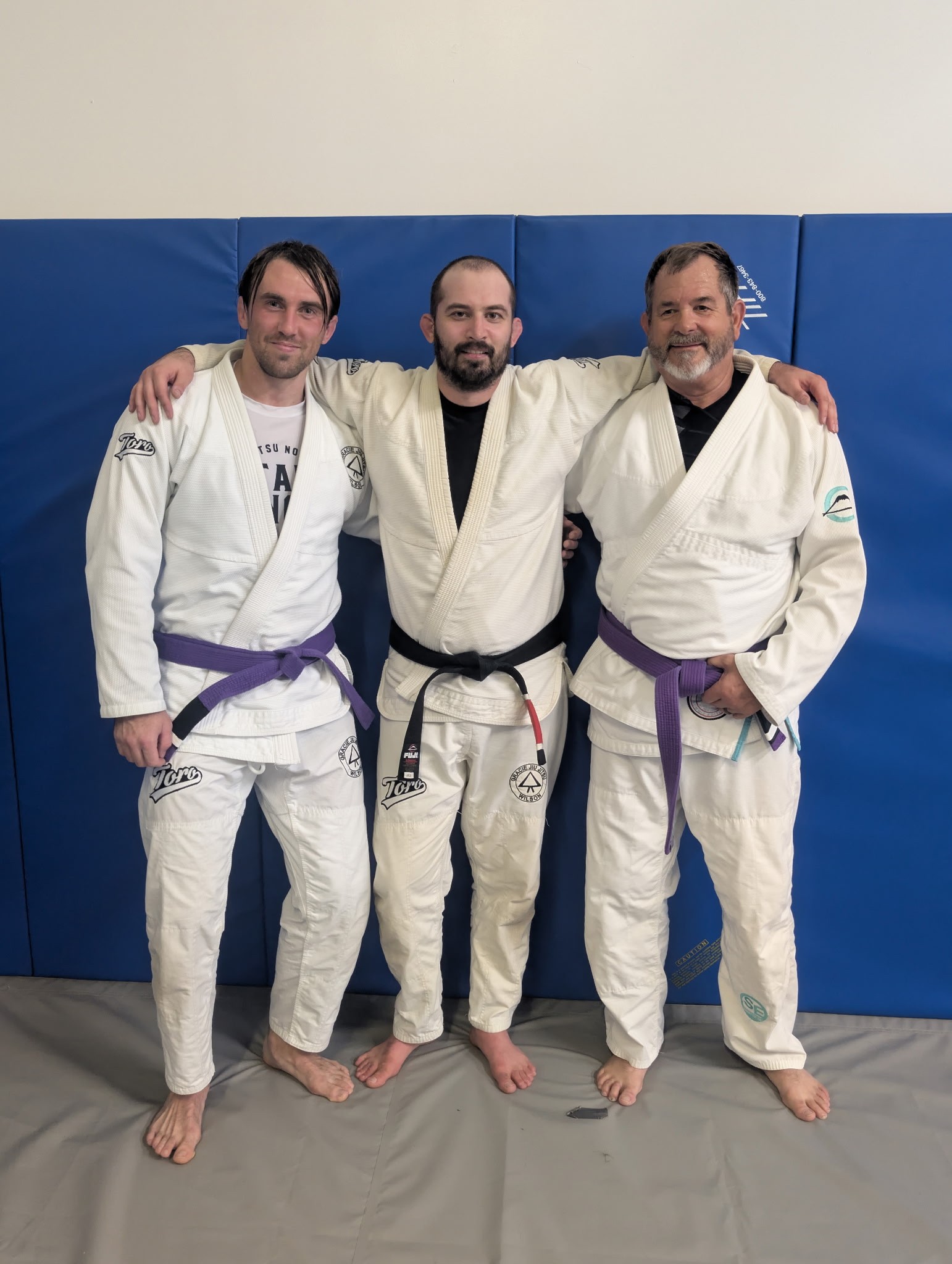 Adult Gi class at Gracie Jiu Jitsu Wilson